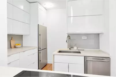 330 E 70th Street #4E, New York, NY 10021 - Photo 3