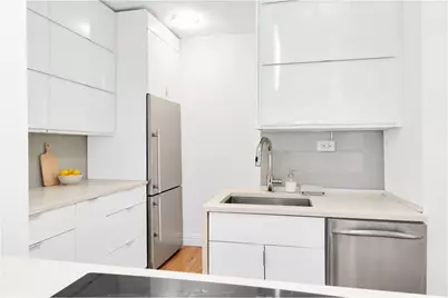330 E 70th Street #4E, New York, NY 10021 - Photo 7