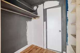 360 W 22nd St, New York City, NY 10011 - Photo 15