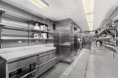 4 E 79th Street, New York, NY 10075 - Photo 31