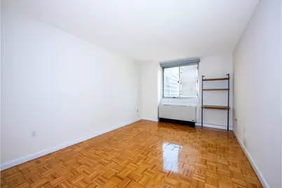 308 E 38th Street #8D, New York, NY 10016 - Photo 5