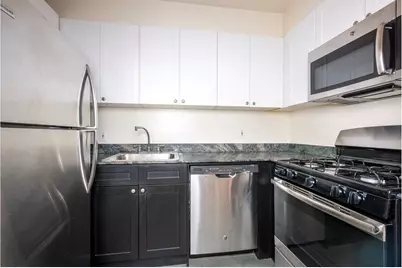 308 E 38th Street #8D, New York, NY 10016 - Photo 3