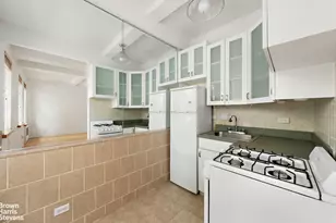 116 W 72nd St, New York City, NY 10023 - Photo 5