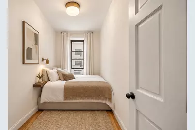 132 W 71st Street #7, New York, NY 10023 - Photo 3