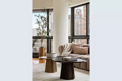 200 E 61st Street #23E, New York City, NY 10065 - Photo 3