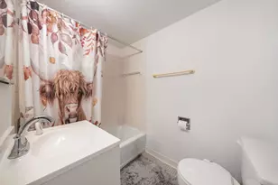 350 E 62nd St, New York City, NY 10065 - Photo 9