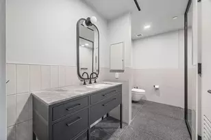 547 W 47th St, New York City, NY 10036 - Photo 11