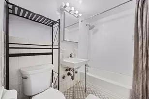 321 E 48th St, New York, NY 10017 - Photo 9