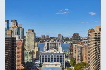 160 W 66th Street #24J, New York City, NY 10023 - Photo 7