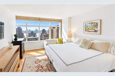 160 W 66th Street #24J, New York City, NY 10023 - Photo 3