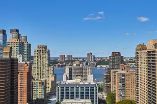 160 W 66th St, New York City, NY 10023 - Photo 7