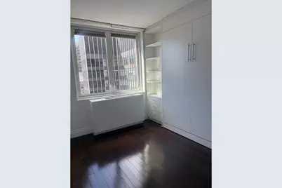 212 E 47th Street #27G, New York, NY 10017 - Photo 5