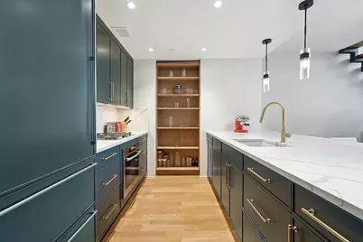 464 W 44th Street #PHC, New York, NY 10036 - Photo 3