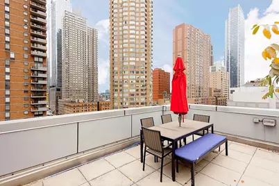 464 W 44th Street #PHC, New York, NY 10036 - Photo 9
