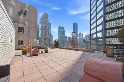 211 E 53rd Street #4K, New York City, NY 10022 - Photo 17