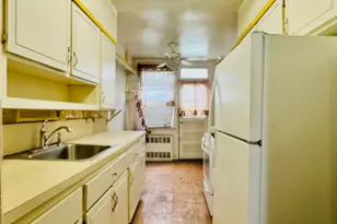 1842 Schieffelin Ave, Bronx, NY 10466 - Photo 15