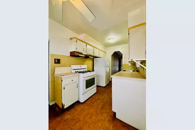 1842 Schieffelin Avenue #TWN, Bronx, NY 10466 - Photo 21