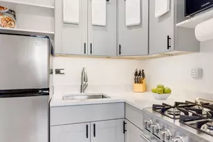 166 E 35th St, New York City, NY 10016 - Photo 5