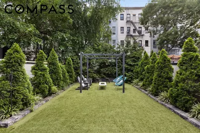 256 N 9th Street #1A, New York City, NY 11211 - Photo 3