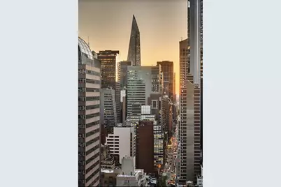235 E 55th Street #PHC, New York, NY 10022 - Photo 1
