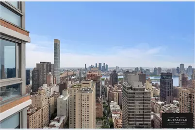 235 E 55th Street #PHC, New York City, NY 10022 - Photo 1