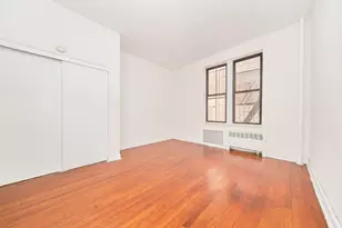 400 W 45th St, New York, NY 10036 - Photo 1