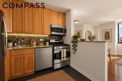 330 E 75th Street #8C, New York City, NY 10021 - Photo 5