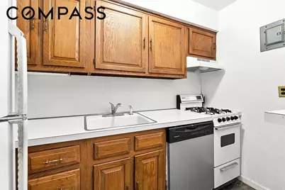 121 W 77th Street #5, New York City, NY 10024 - Photo 3