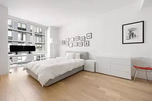 545 W 48th St, New York City, NY 10036 - Photo 5