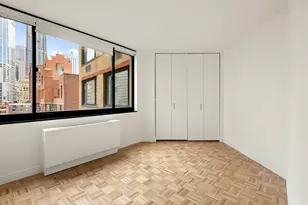 377 Rector Pl, New York, NY 10280 - Photo 3