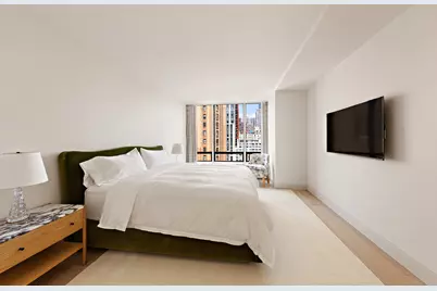 860 United Nations Plaza #14D, New York City, NY 10017 - Photo 5