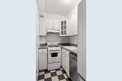 408 W 57th Street #6G, New York, NY 10019 - Photo 5
