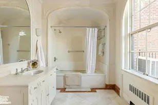 730 Park Ave, New York, NY 10021 - Photo 11