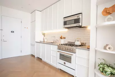 184 Kent Avenue #A616, New York City, NY 11249 - Photo 5
