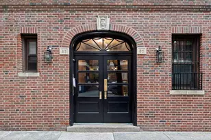 85 Barrow St, New York City, NY 10014 - Photo 9