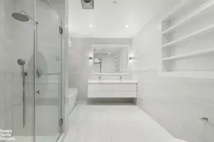 132 Duane St, New York City, NY 10013 - Photo 17