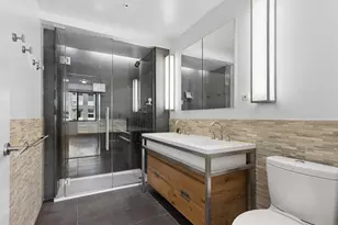211 E 13th St, New York City, NY 10003 - Photo 5