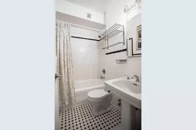 24 Fifth Avenue #811, New York, NY 10011 - Photo 7