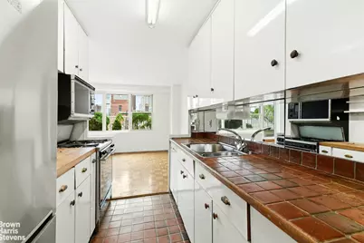 305 E 24th Street #18S, New York City, NY 10010 - Photo 7