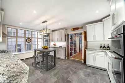 160 E 72nd Street #2AB, New York, NY 10021 - Photo 11