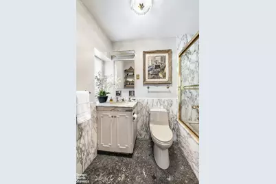 160 E 72nd Street #2AB, New York, NY 10021 - Photo 9