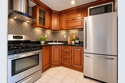 27-16 41st Avenue #5-B, New York City, NY 11101 - Photo 3