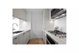 389 E 89th St, New York City, NY 10128 - Photo 3