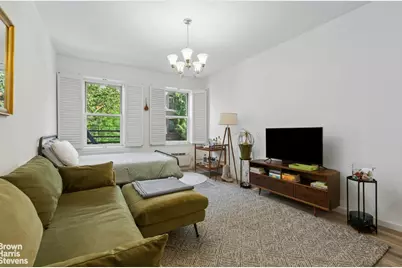 330 E 83rd Street #2G, New York City, NY 10028 - Photo 3