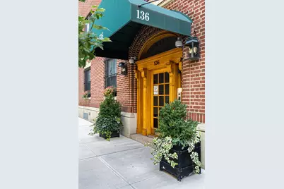 136 W 75th Street #3C, New York, NY 10023 - Photo 9