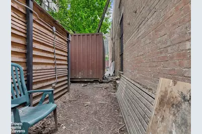 331 Vanderbilt Avenue, Brooklyn, NY 11205 - Photo 9