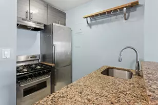166 E 35th St, New York City, NY 10016 - Photo 17