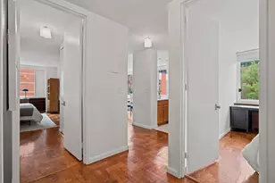 393 W 49th St, New York City, NY 10019 - Photo 11
