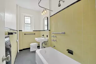 91 Payson Ave, New York, NY 10034 - Photo 5