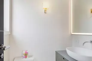 200 Central Park S, New York City, NY 10019 - Photo 23